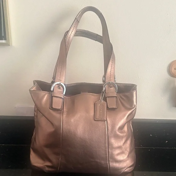 Coach Soho North South Leather Tote Shoulder Bag. Shimmering Bronze in EUC. - Picture 6 of 12